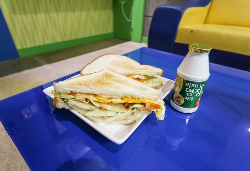 فندق على الطريق Seongju Top