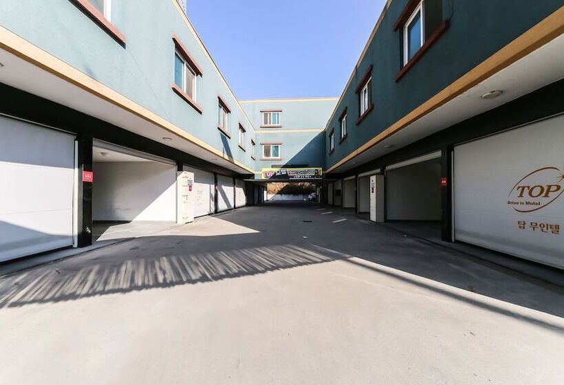 فندق على الطريق Seongju Top