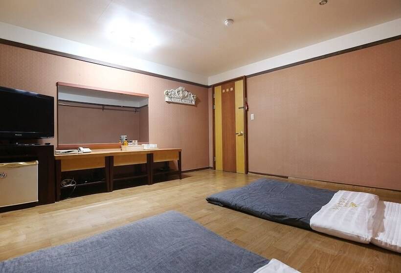 Motel Seosan Jamjari