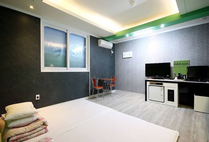 Motel Suncheon Equus