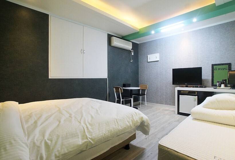 Motel Suncheon Equus