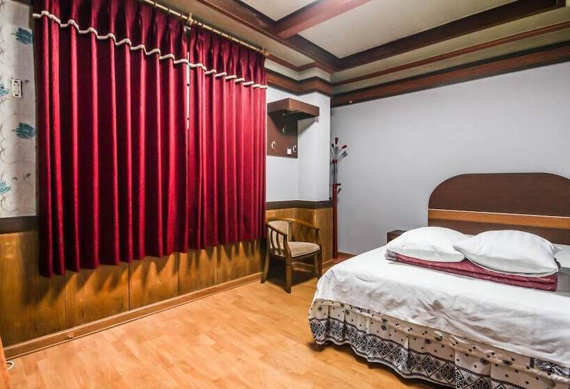 فندق على الطريق Suncheon Palma