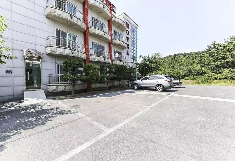 モーテル Taean Bali