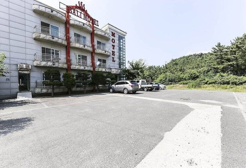 モーテル Taean Bali