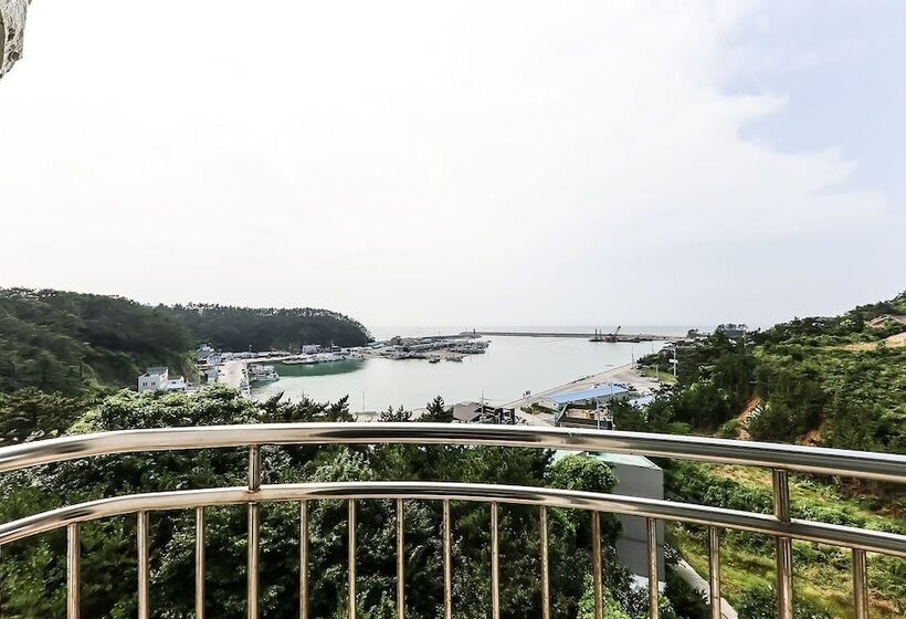 モーテル Taean Bali