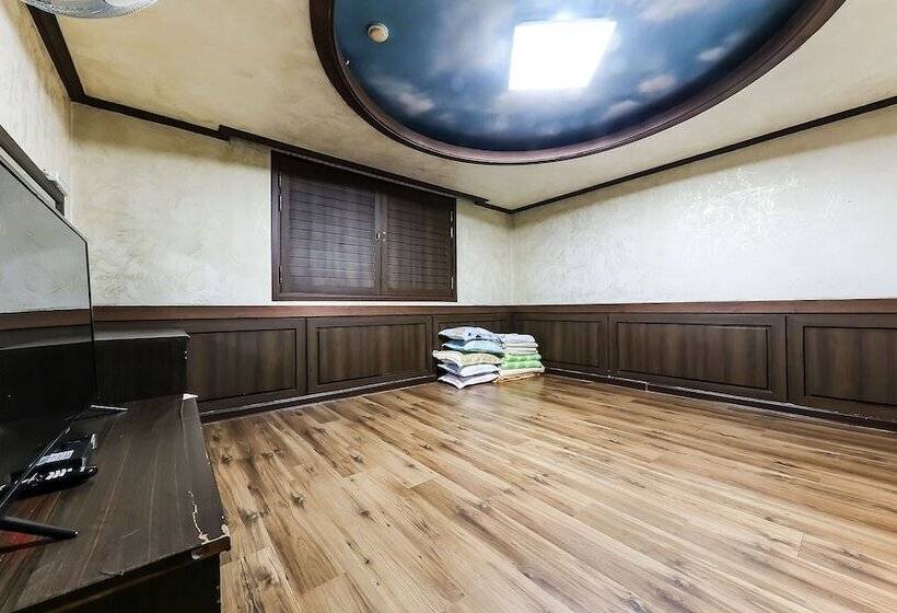 モーテル Taean Bali