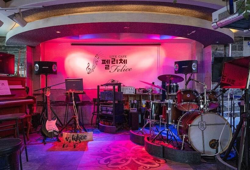 Motel Taebaek Tourist