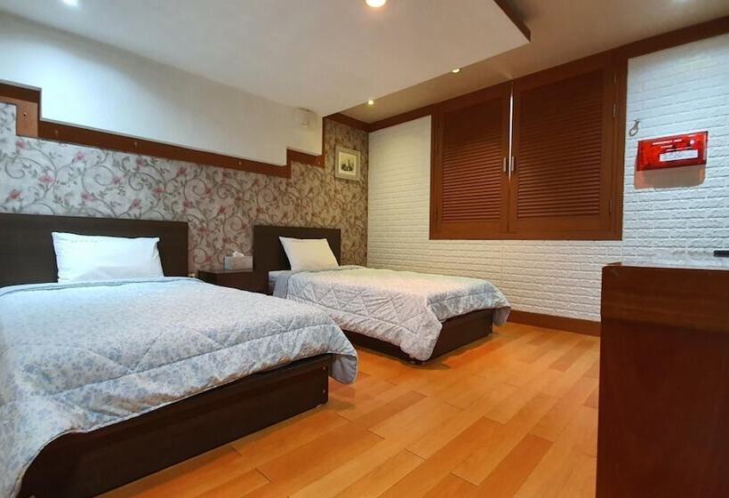 Motel Taebaek Tourist