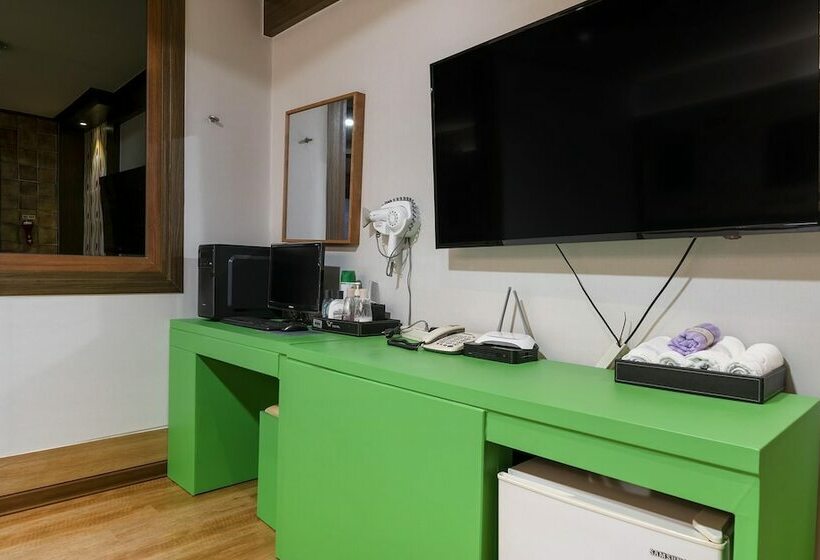 Motel Tongyeong W