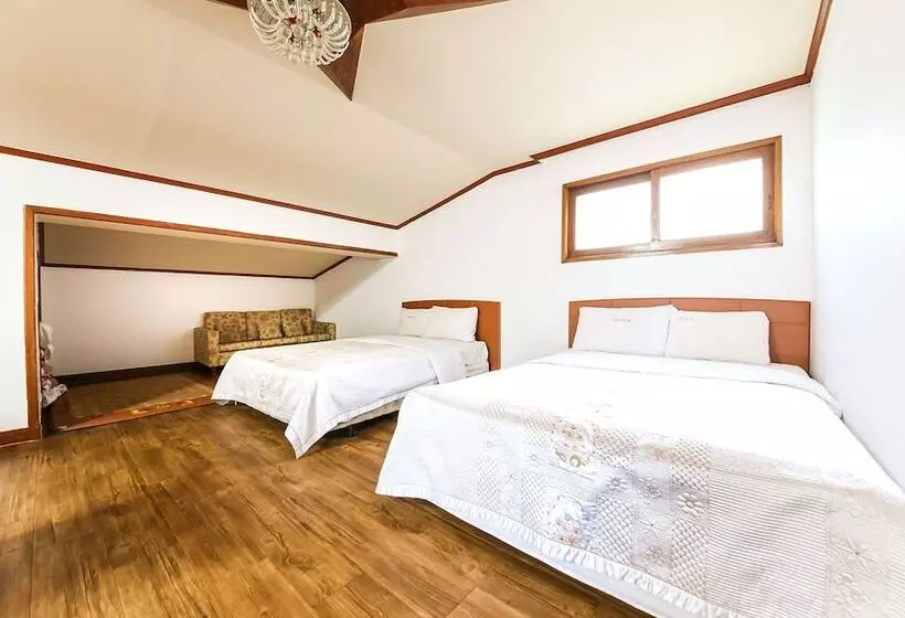 Top Motel