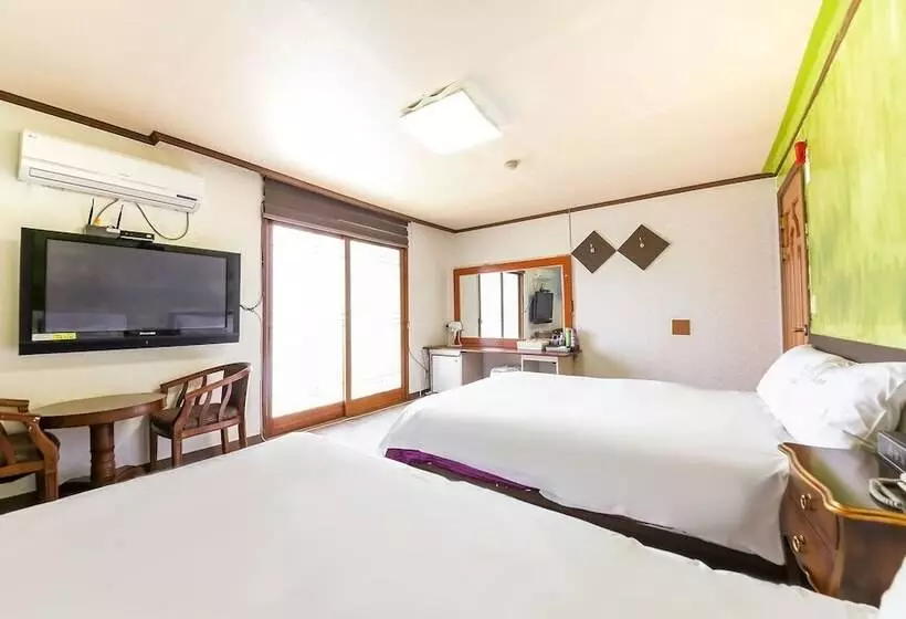 Top Motel