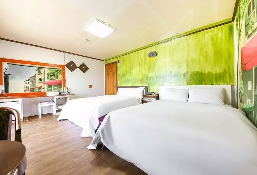 Top Motel