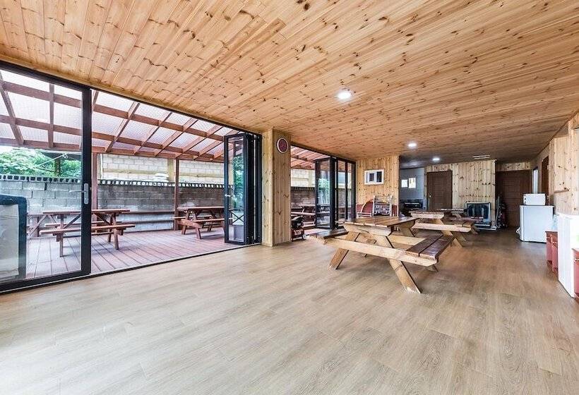 Motel Yangyang Hajodae Donghwa Beach