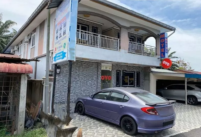 Oyo 90205 Bayu Sintok Motel