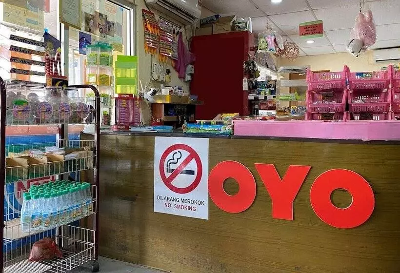 Oyo 90205 Bayu Sintok Motel