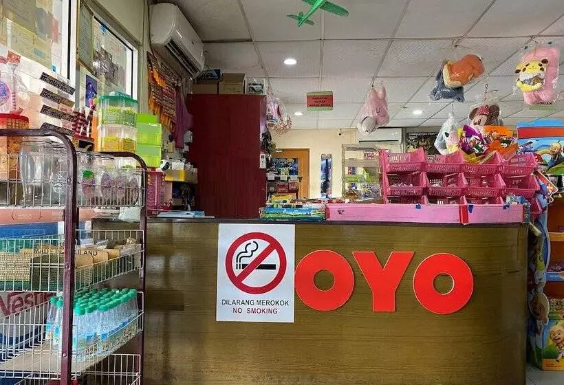Oyo 90205 Bayu Sintok Motel