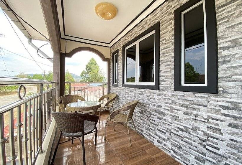 Oyo 90205 Bayu Sintok Motel