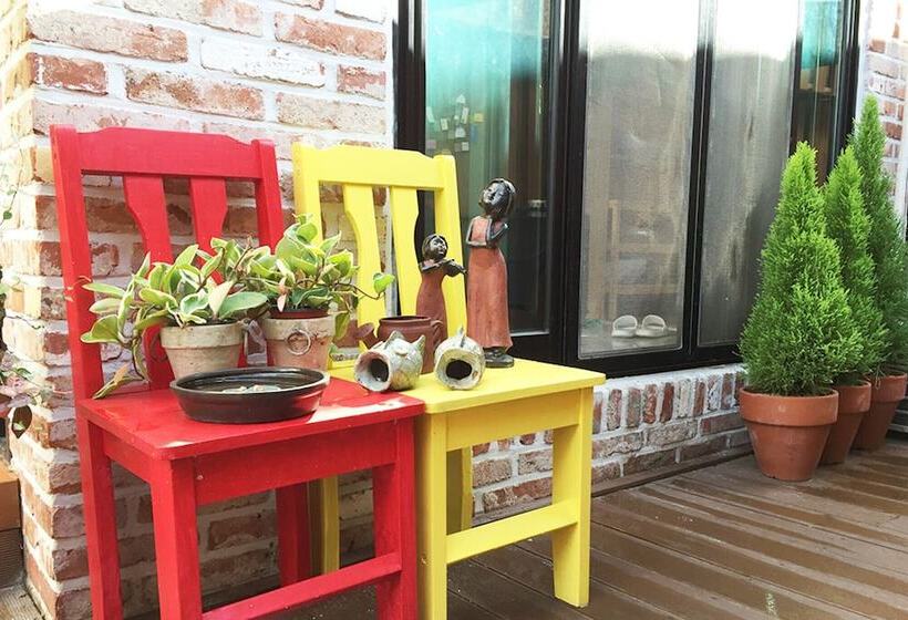 Pension (Hôtel basse catégorie) Jeonju Mint Guest House