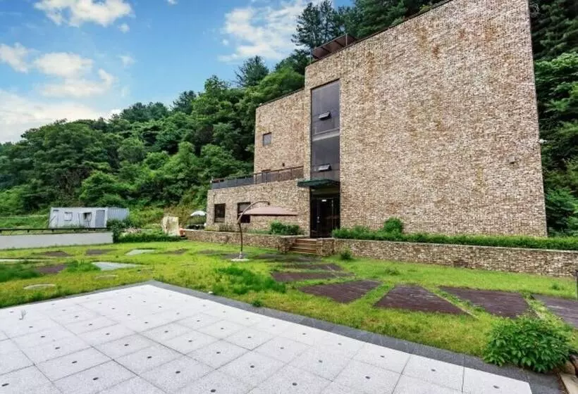 Yangpyeong New Space Pension