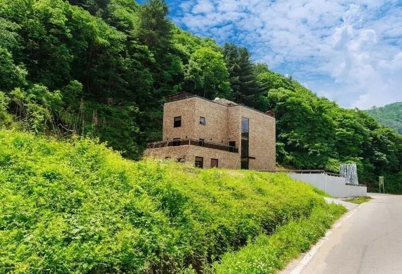 Yangpyeong New Space Pension