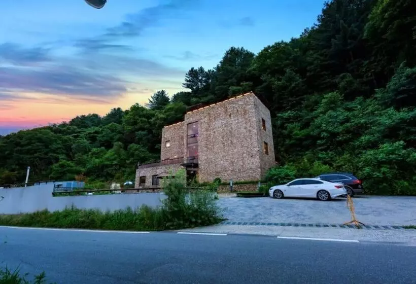 Yangpyeong New Space Pension