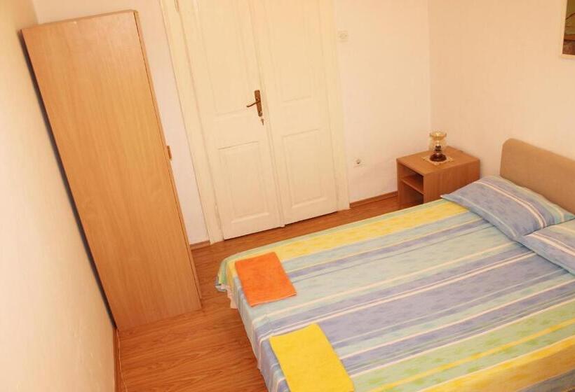 הוסטל Room Lazareti