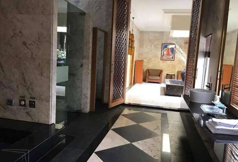 Amani Spa Boutique Motel