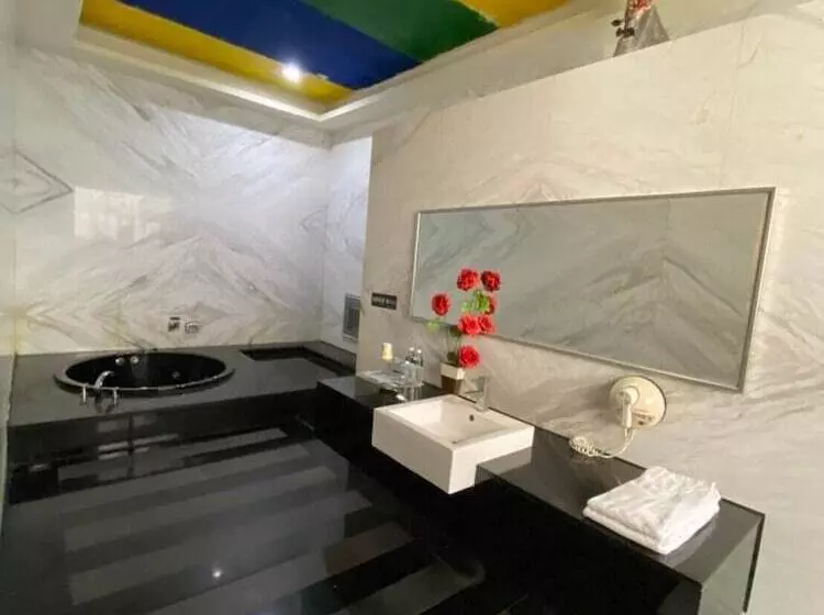 Amani Spa Boutique Motel