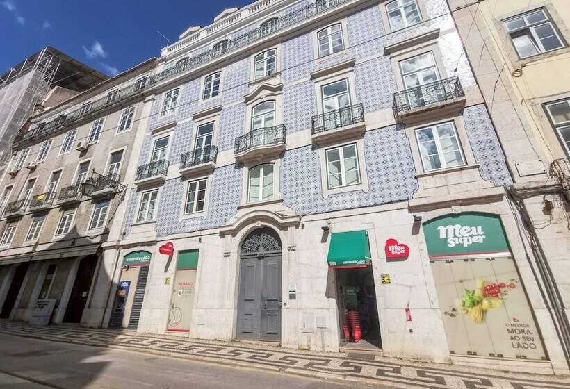 Fanqueiros Apartment