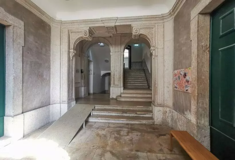 Fanqueiros Apartment