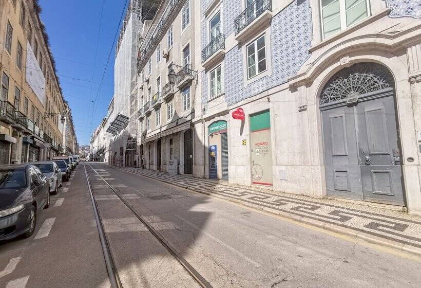 Fanqueiros Apartment