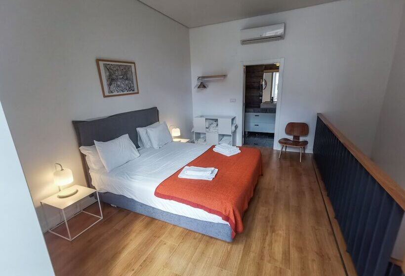 Fanqueiros Apartment