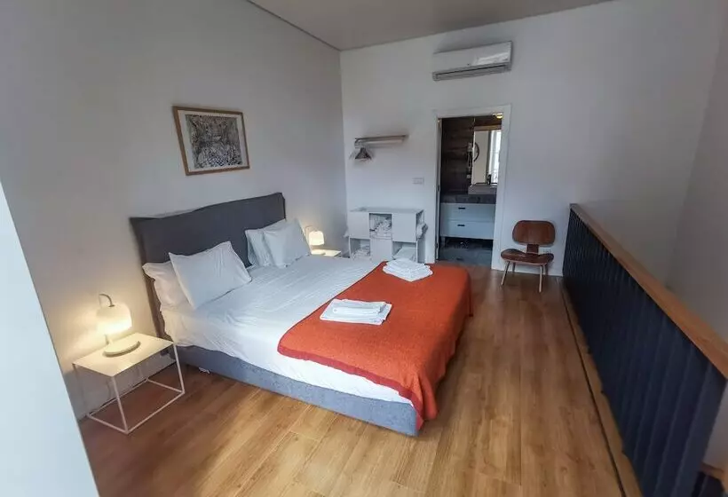 Fanqueiros Apartment