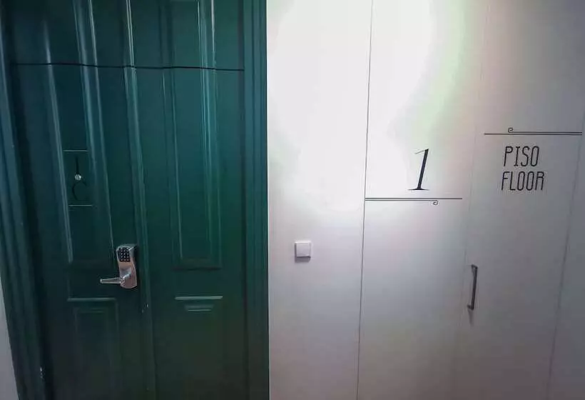 Fanqueiros Apartment