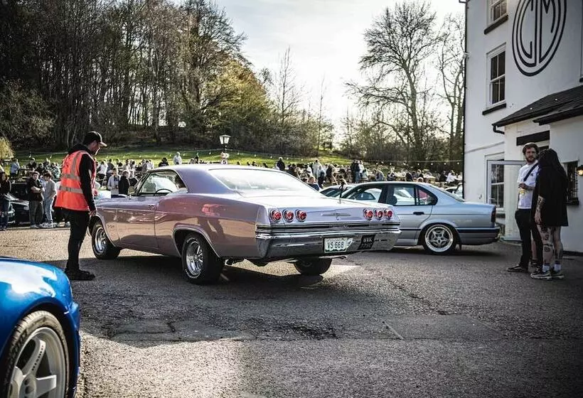 Hostelli Caffeine & Machine