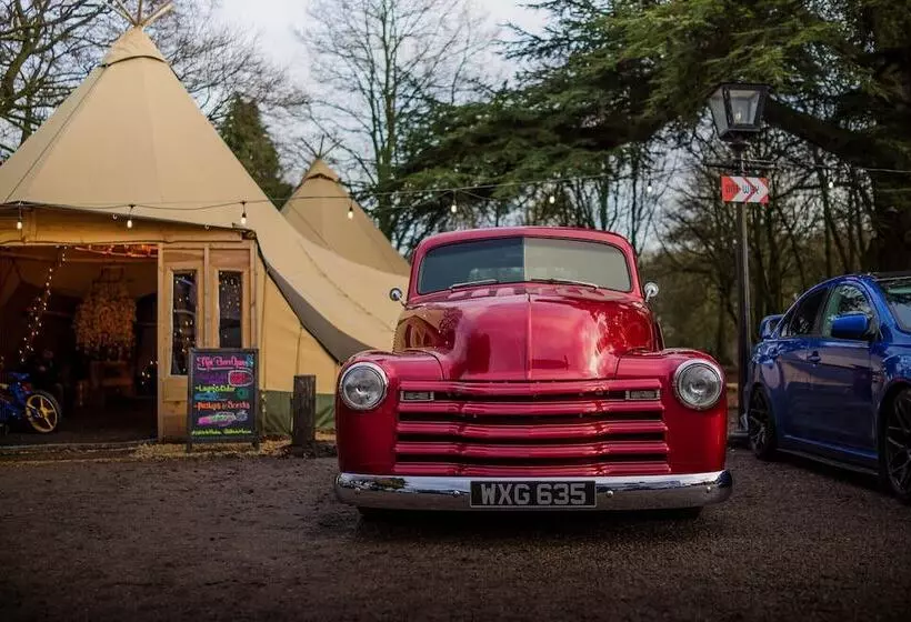 Hostelli Caffeine & Machine