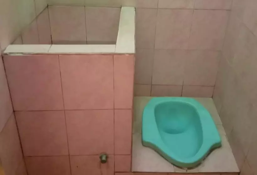 ホテル Arjuna Sari Bandungan