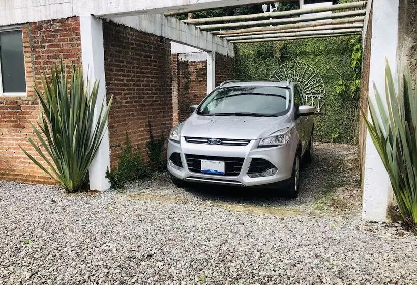 ホテル El Capricho By Rotamundos