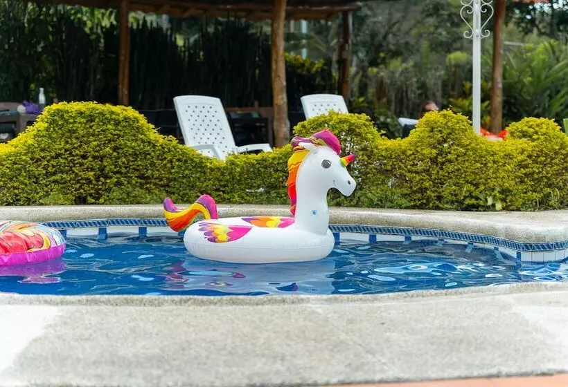 هتل Hostería Paraíso