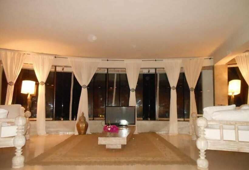 هتل I Granchi Resort