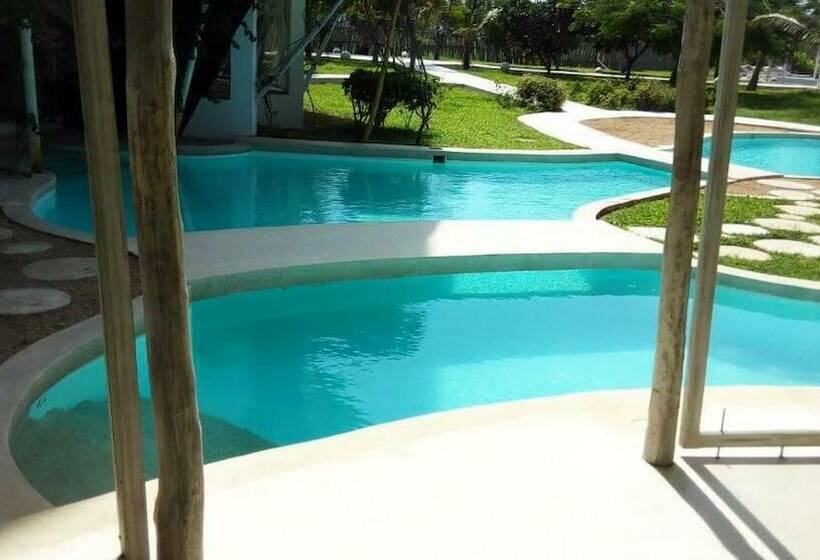 هتل I Granchi Resort