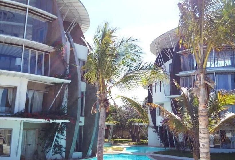 هتل I Granchi Resort