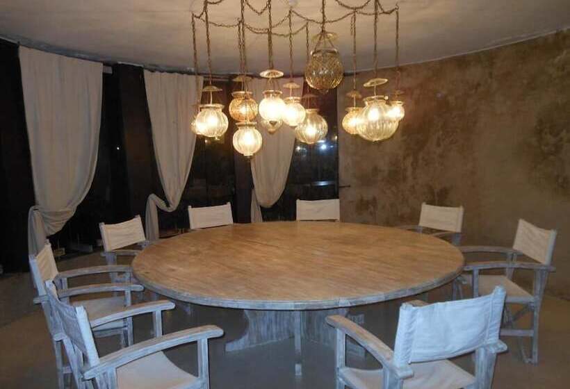 هتل I Granchi Resort