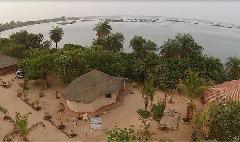 هتل La Source Lamentin