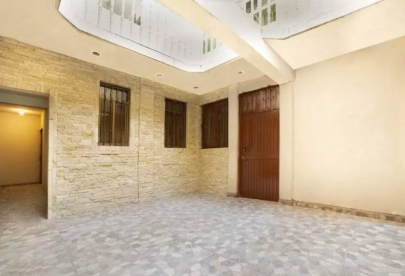 Hotelli Oyo Promenade,terminal Central De Autobuses De Guanajuato