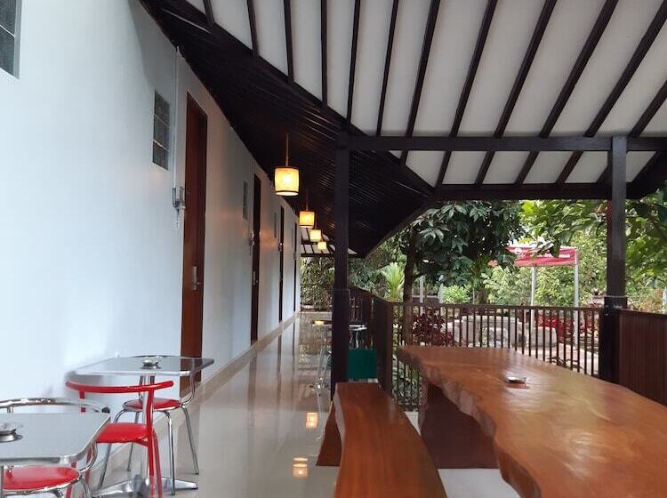 فندق Pesona Osing Resort By Ziri