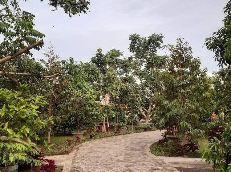 فندق Pesona Osing Resort By Ziri