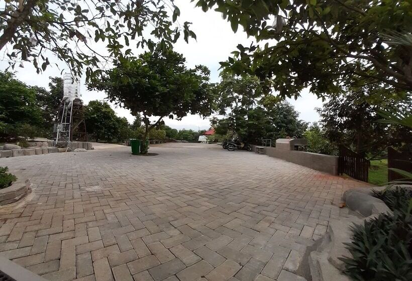 فندق Pesona Osing Resort By Ziri