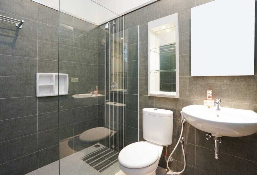 فندق Pesona Osing Resort By Ziri