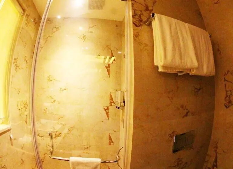 ホテル Regenta Inn Amritsar Airport Road